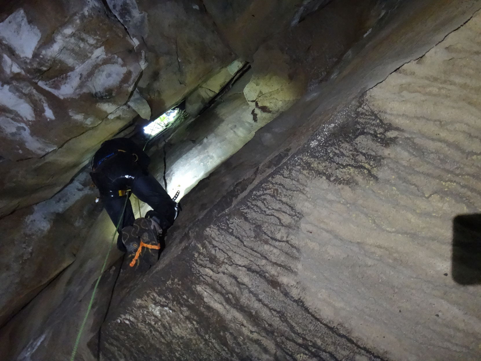 Outdoor.Caving.CK.6..JPG